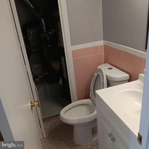 $2,200 | 1971 Addison Road South, District Heights, MD 20747