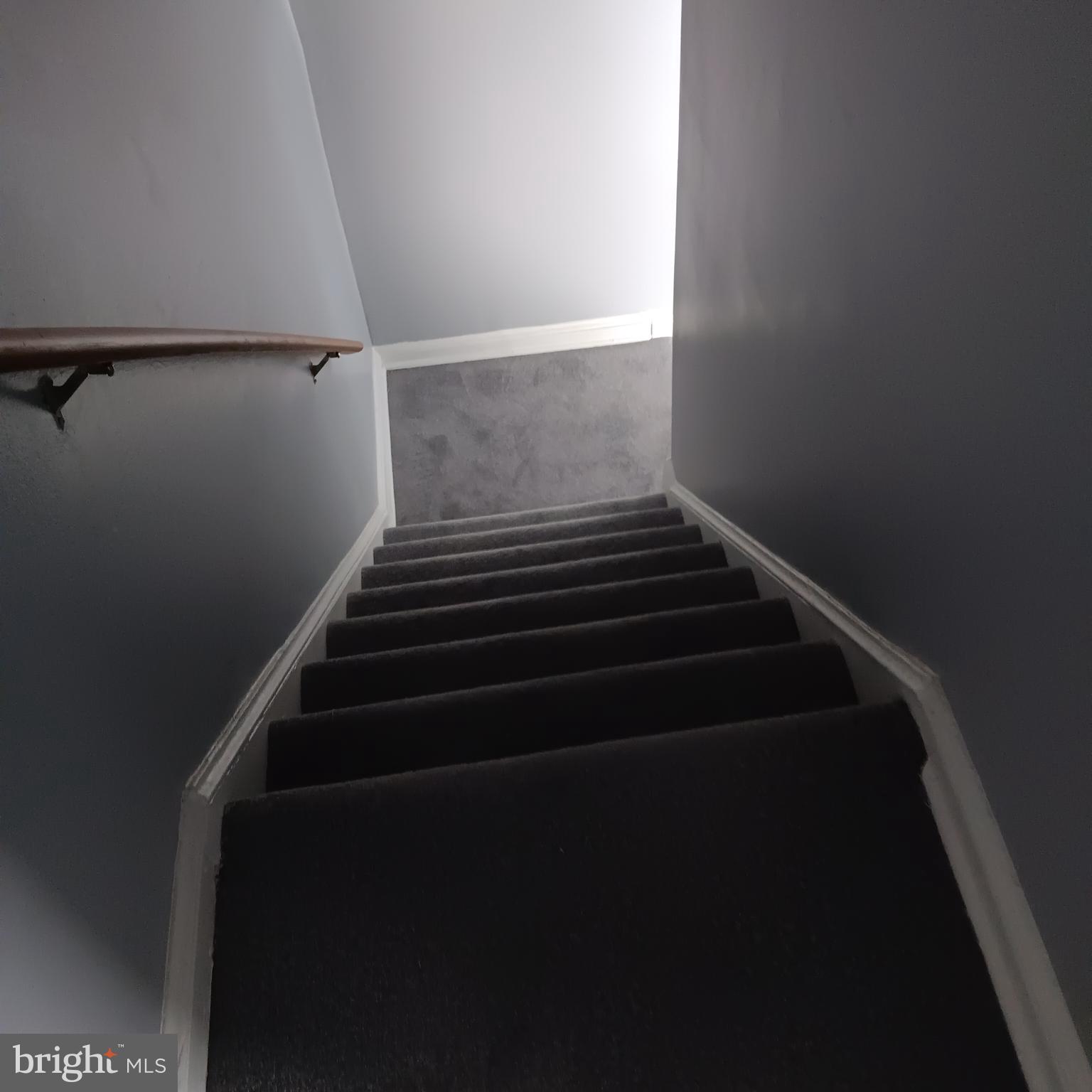 1971 Addison Road South District Heights, MD 20747 - Photo 6 of 30 a view of entryway