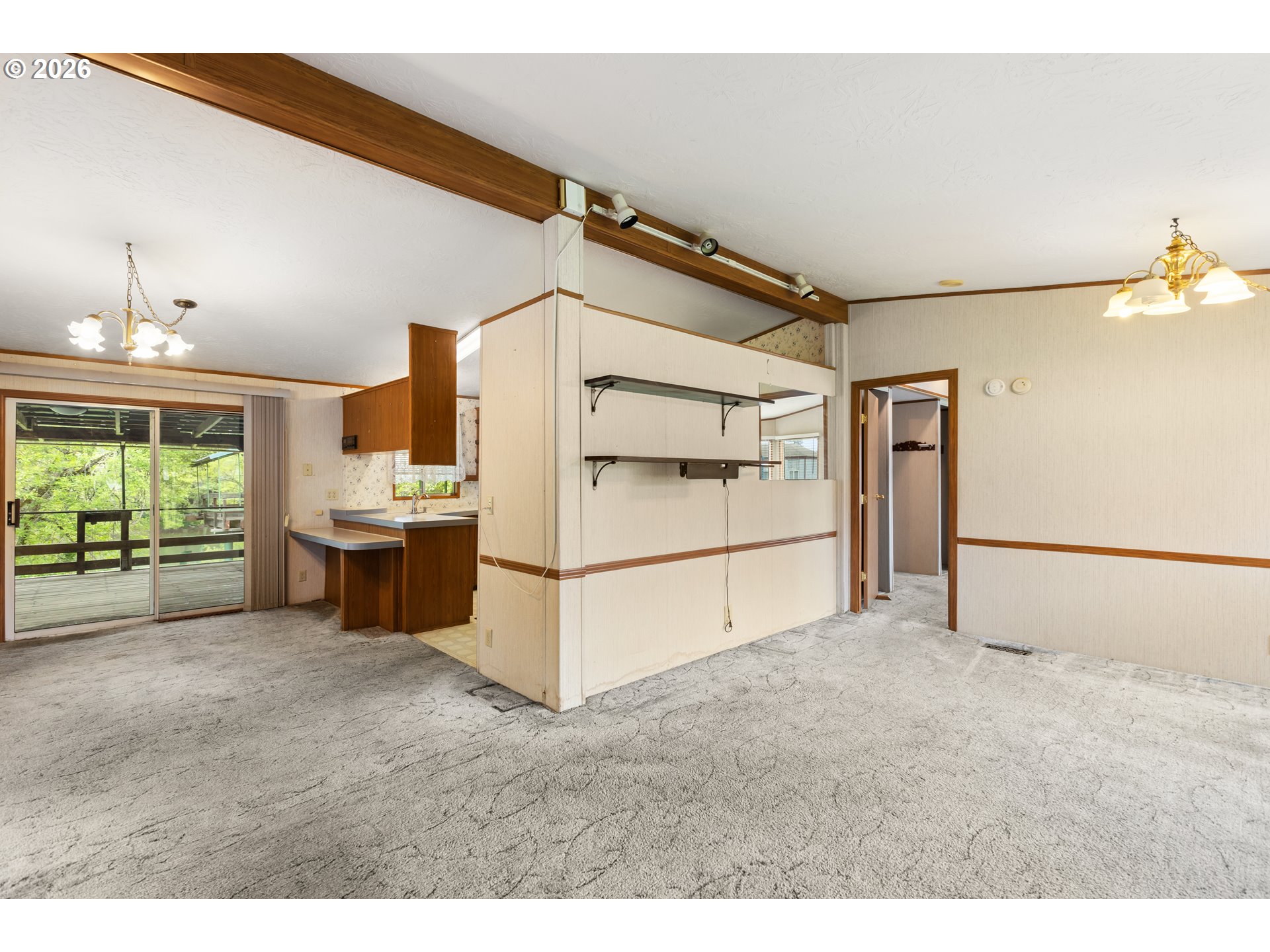 212 East Dyke Road Dillard, OR 97496 - Photo 9 of 48