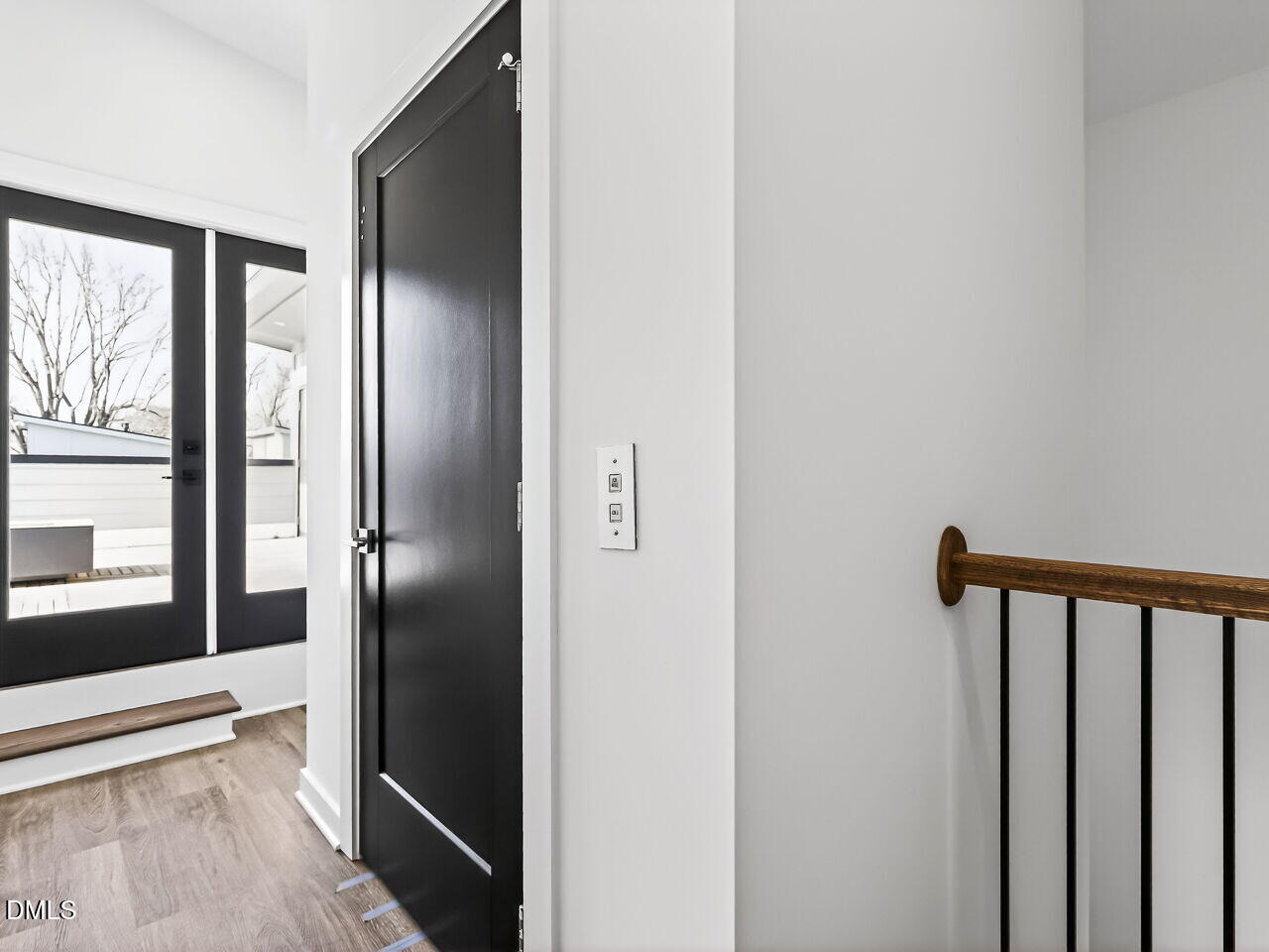 1521 Sunrise Avenue Raleigh, NC 27608 - Photo 24 of 35 025-1280x960-hallway