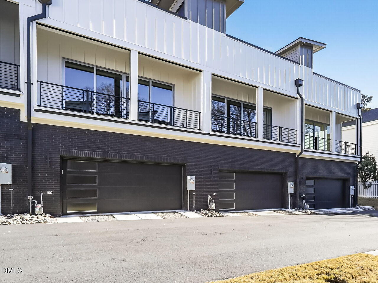 1521 Sunrise Avenue Raleigh, NC 27608 - Photo 33 of 36 a front view of a building