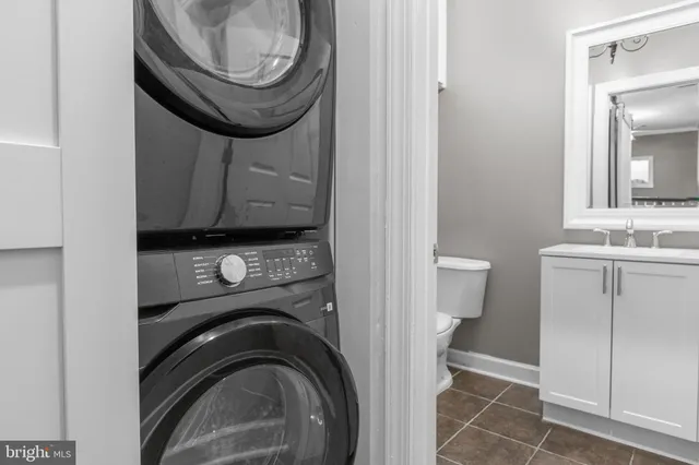 $385,000 | 810 Belmont Bay Drive, Unit 303, Woodbridge, VA 22191