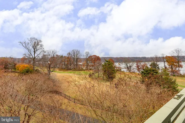 $385,000 | 810 Belmont Bay Drive, Unit 303, Woodbridge, VA 22191