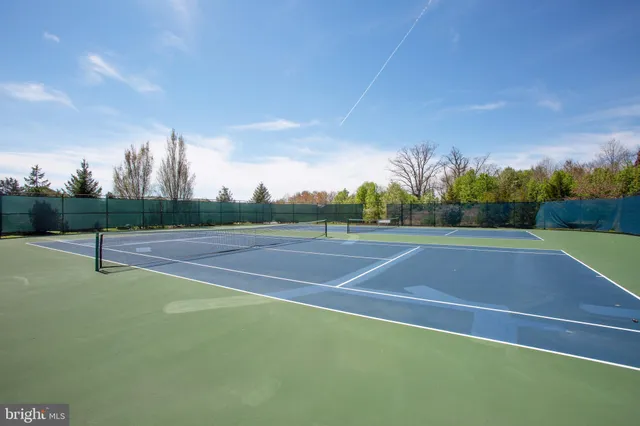 $385,000 | 810 Belmont Bay Drive, Unit 303, Woodbridge, VA 22191