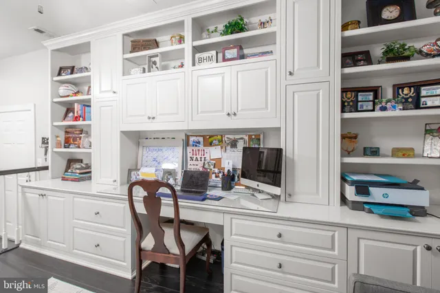 $385,000 | 810 Belmont Bay Drive, Unit 303, Woodbridge, VA 22191