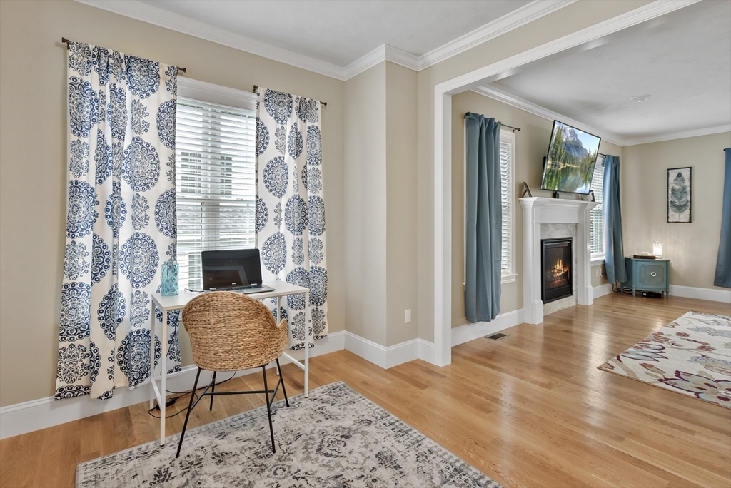 26 Jordan Road Holden, MA 01520 - Photo 4 of 40 Gallery Image 4
