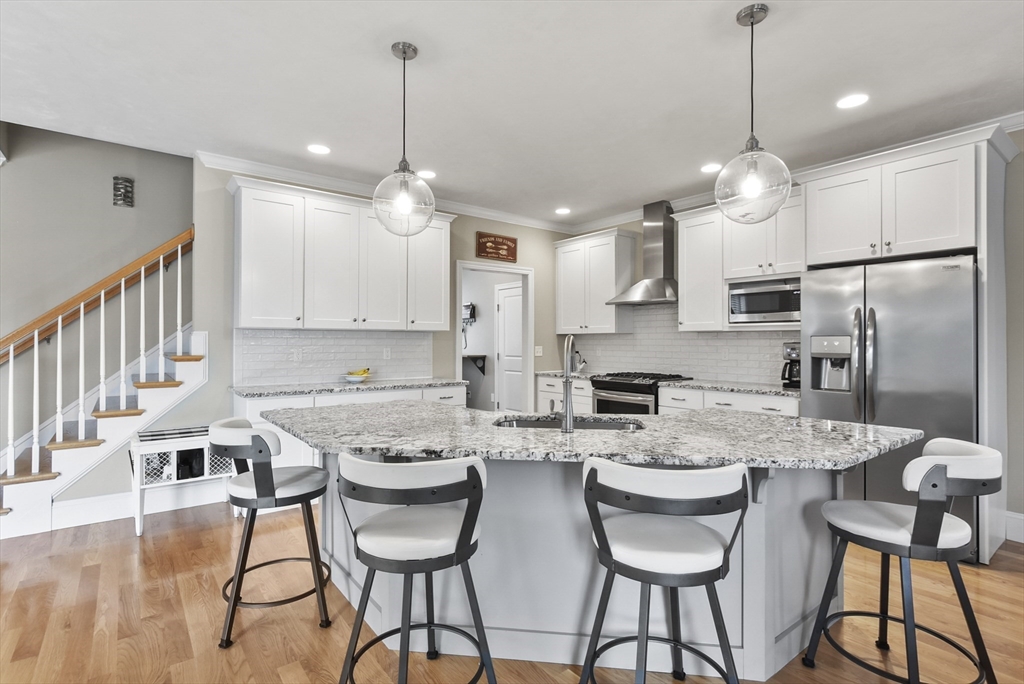 26 Jordan Road Holden, MA 01520 - Photo 9 of 40 Gallery Image 9
