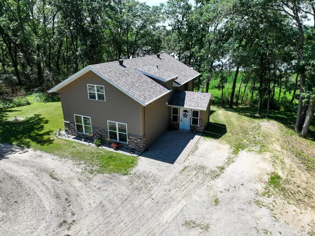 $1,250,000 | 23730 Oak Lake Trail Southeast, Erskine, MN 56535