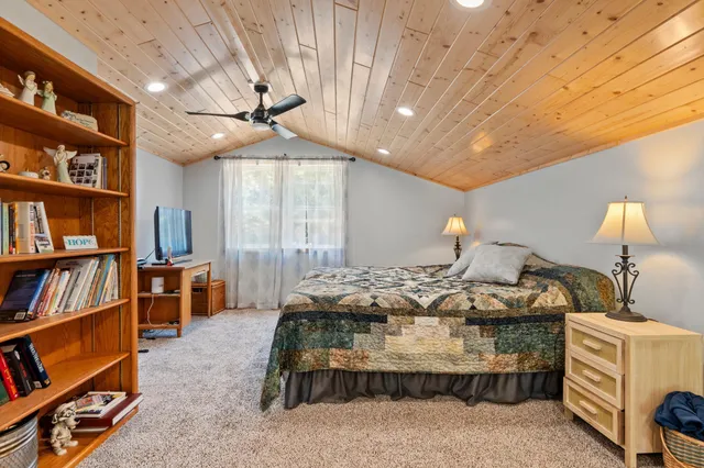 $1,250,000 | 23730 Oak Lake Trail Southeast, Erskine, MN 56535