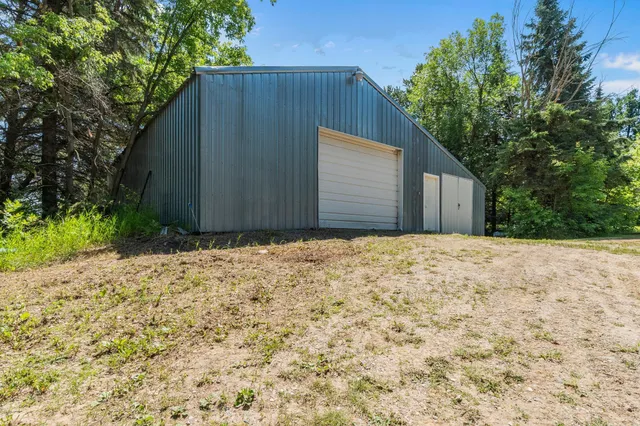 $1,250,000 | 23730 Oak Lake Trail Southeast, Erskine, MN 56535