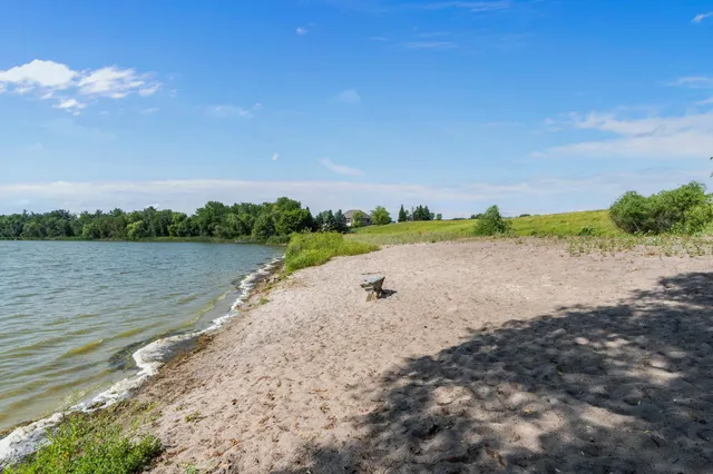 $1,250,000 | 23730 Oak Lake Trail Southeast, Erskine, MN 56535