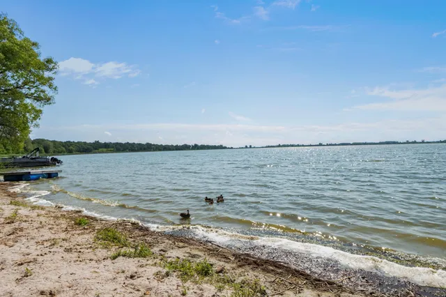 $1,250,000 | 23730 Oak Lake Trail Southeast, Erskine, MN 56535