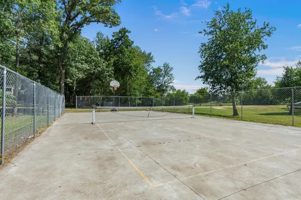 $1,250,000 | 23730 Oak Lake Trail Southeast, Erskine, MN 56535