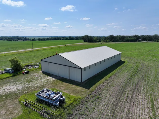 $1,250,000 | 23730 Oak Lake Trail Southeast, Erskine, MN 56535