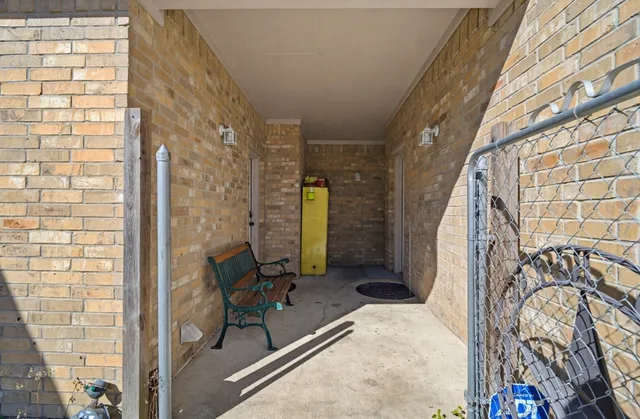 $515,000 | 16180 Oak Lawn Drive, Splendora, TX 77372