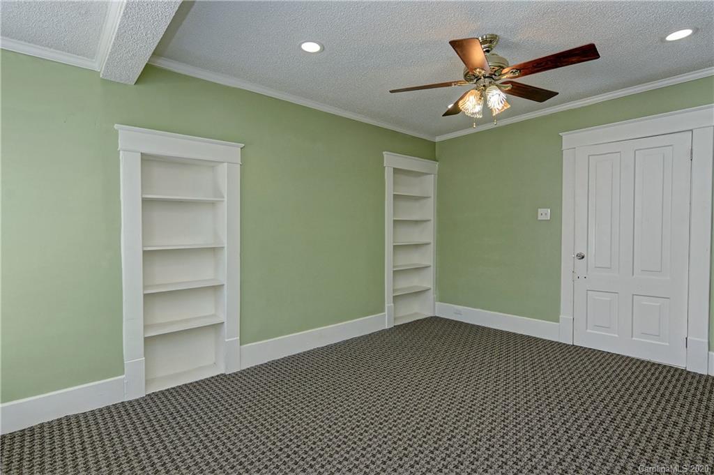 1407 South York Road Gastonia, NC 28052 - Photo 12 of 35 Gallery Image 12