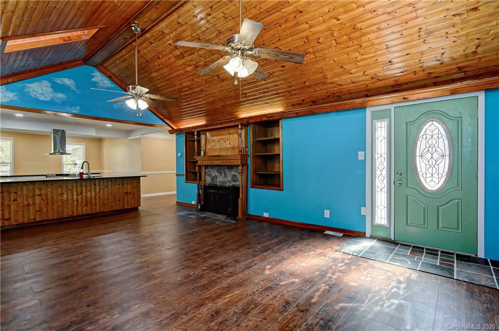 1407 South York Road Gastonia, NC 28052 - Photo 17 of 35 Gallery Image 17
