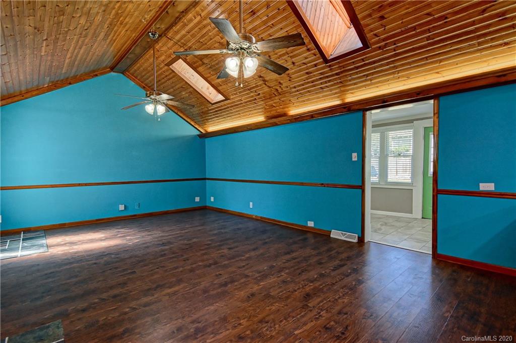 1407 South York Road Gastonia, NC 28052 - Photo 18 of 35 Gallery Image 18