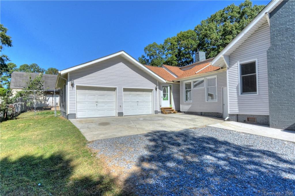 1407 South York Road Gastonia, NC 28052 - Photo 3 of 35 Gallery Image 3