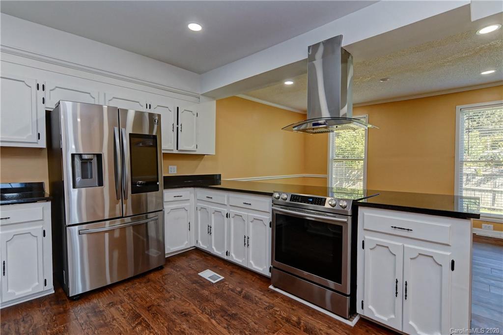 1407 South York Road Gastonia, NC 28052 - Photo 22 of 35 Gallery Image 22