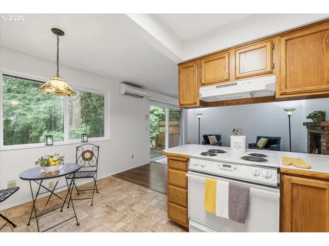 $259,000 | 13102 Northwest 8th Way, Unit C, Vancouver, WA 98685