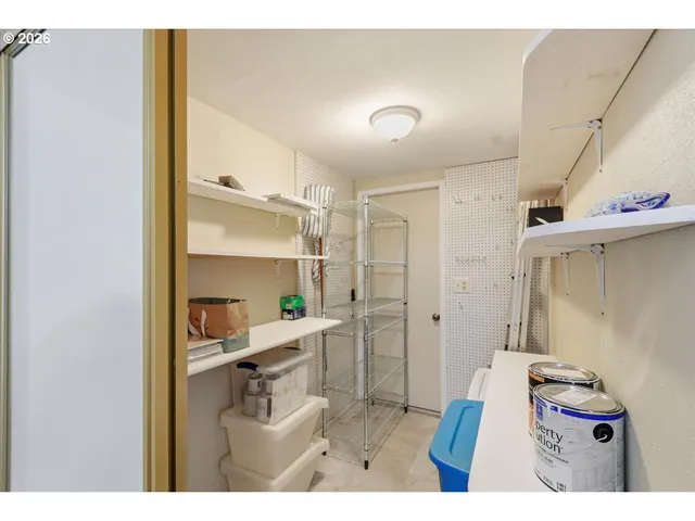 $259,000 | 13102 Northwest 8th Way, Unit C, Vancouver, WA 98685