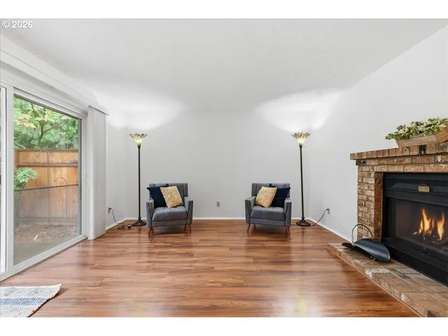 $259,000 | 13102 Northwest 8th Way, Unit C, Vancouver, WA 98685