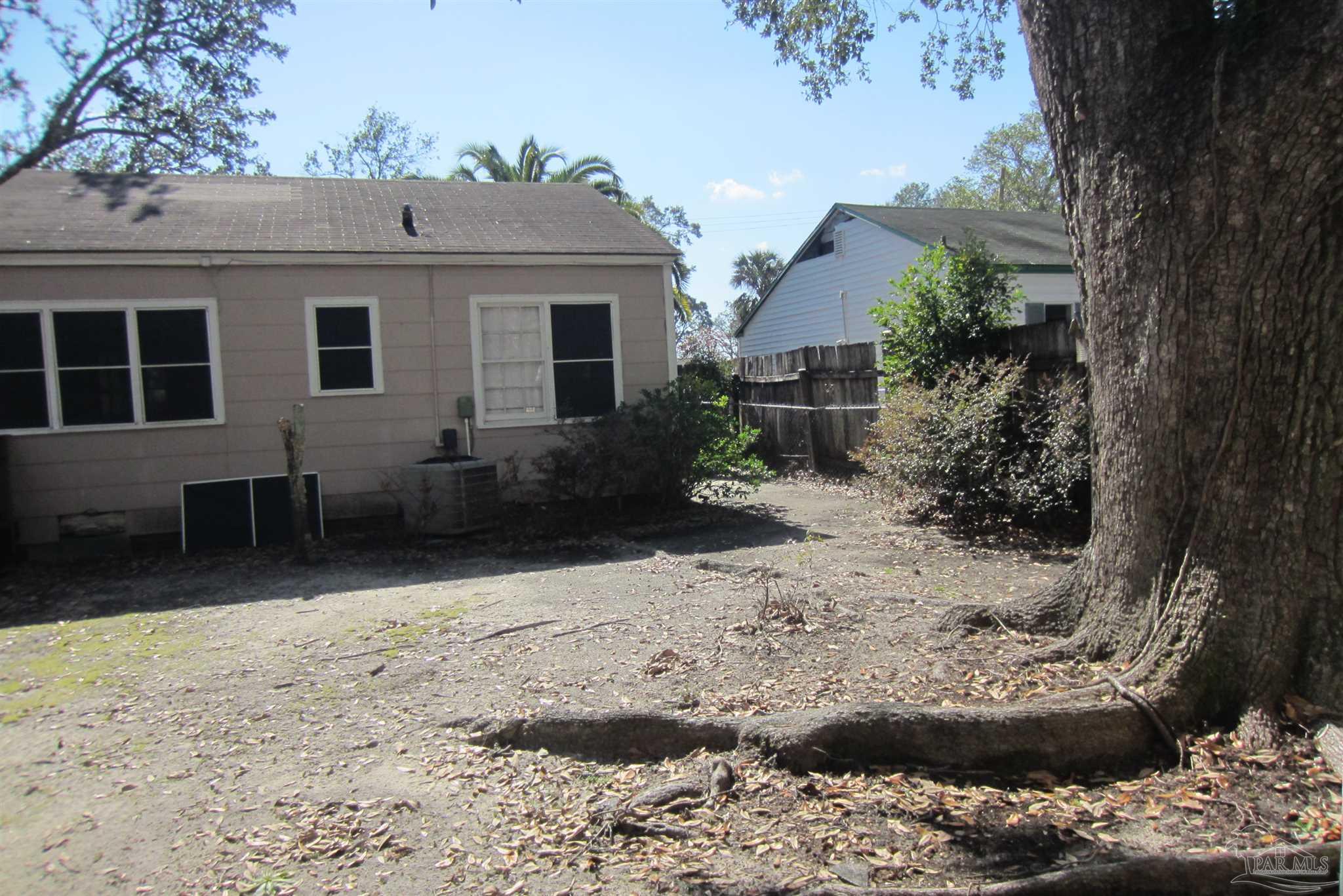 106 Country Club Road Pensacola, FL 32507 - Photo 37 of 40 Gallery Image 37
