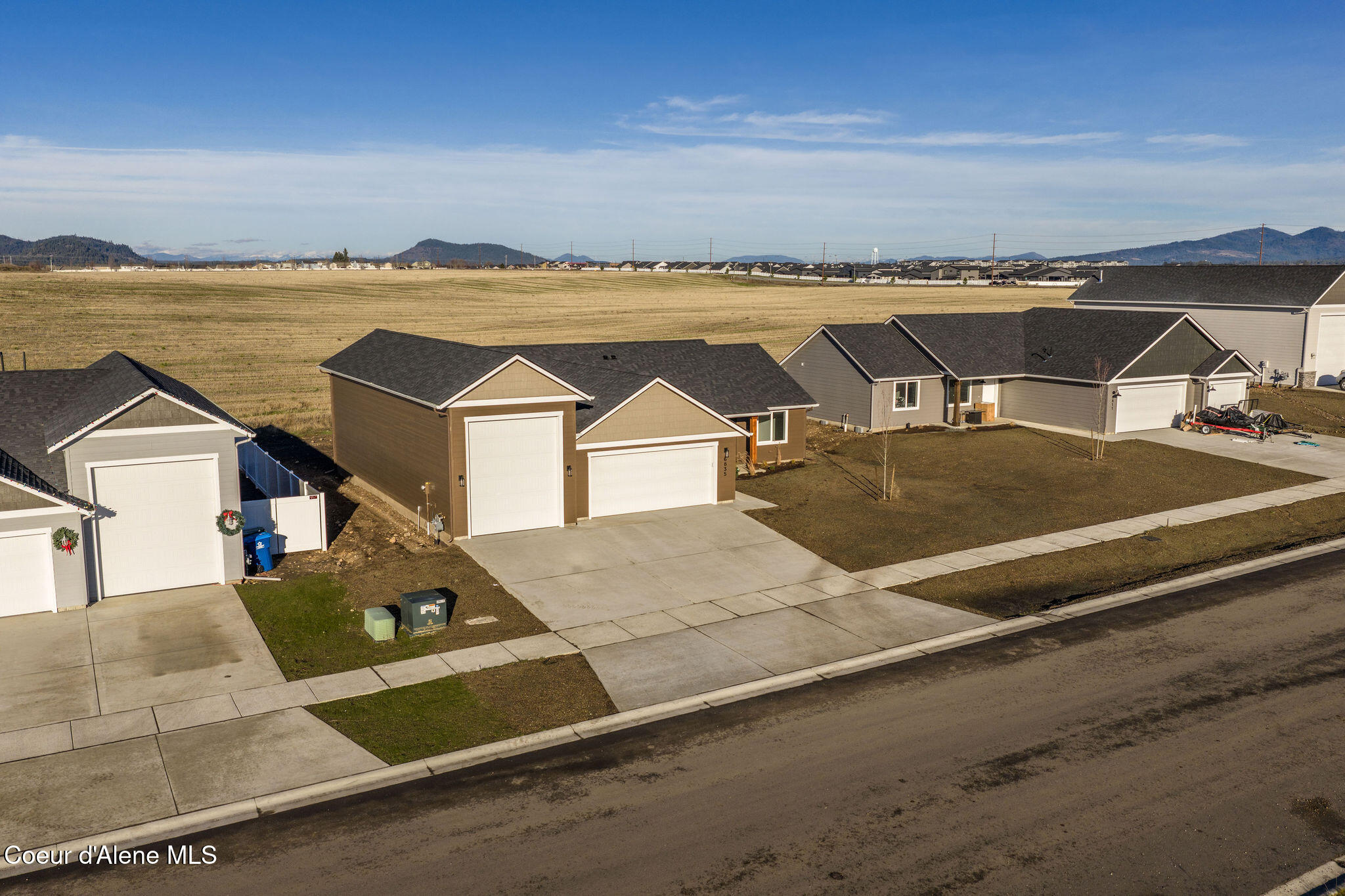 6835 West Daltrey Way Rathdrum, ID 83858 - Photo 23 of 25 Front exterior