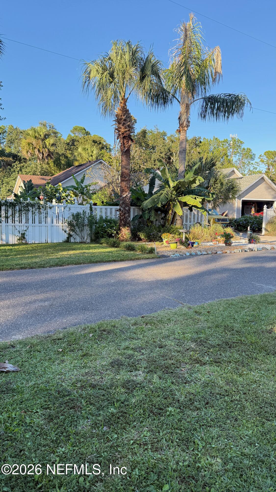 696 Kestner Road Atlantic Beach, FL 32233 - Photo 18 of 18 a view of a park