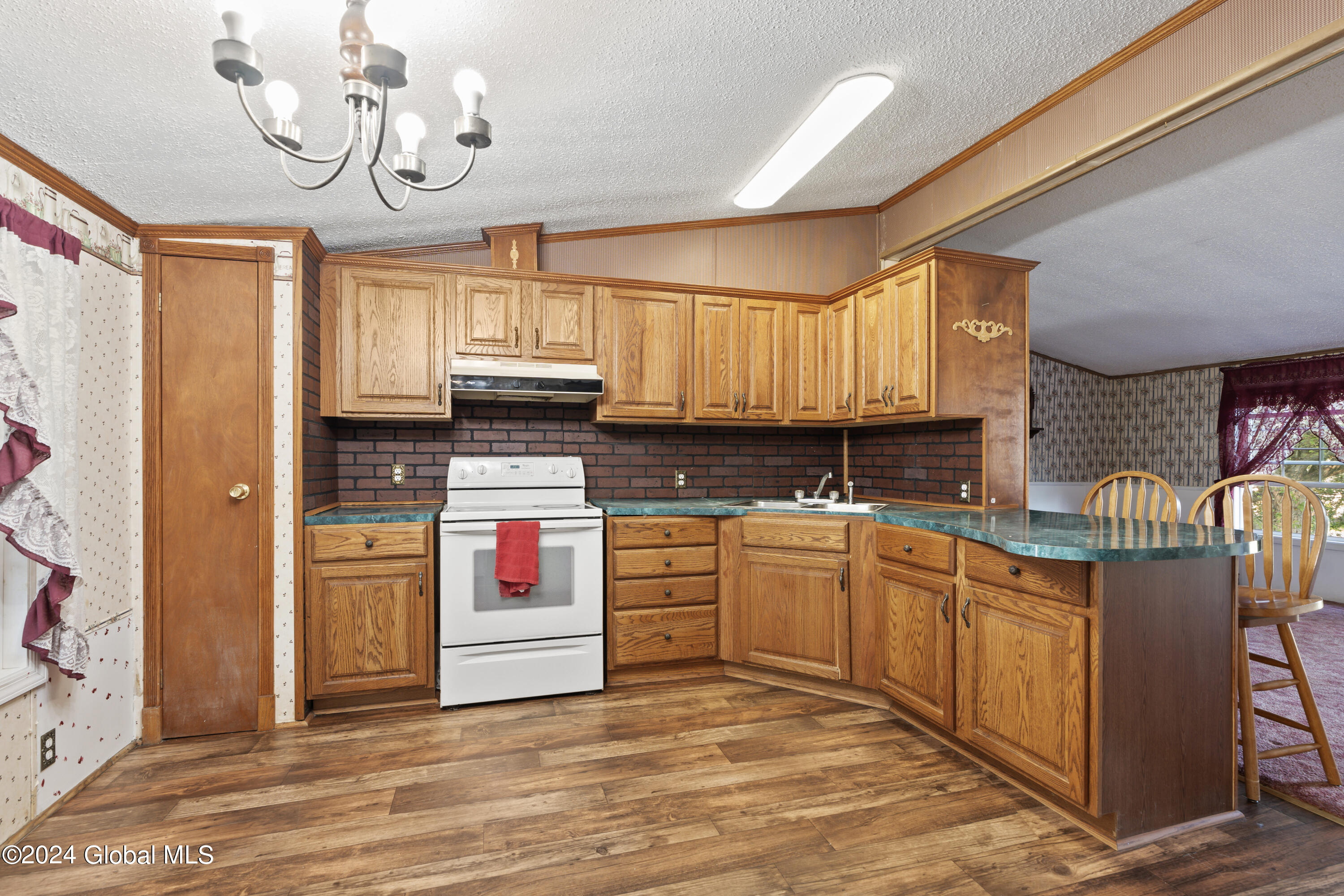 70 Brickyard Road Mechanicville, NY 12118 - Photo 3 of 20 DSC06153