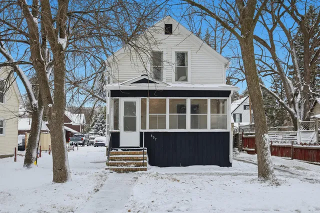 $199,900 | 807 5th Street South, Moorhead, MN 56560