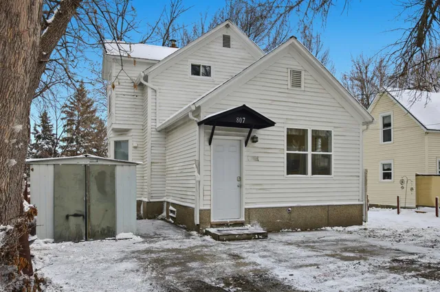 $199,900 | 807 5th Street South, Moorhead, MN 56560