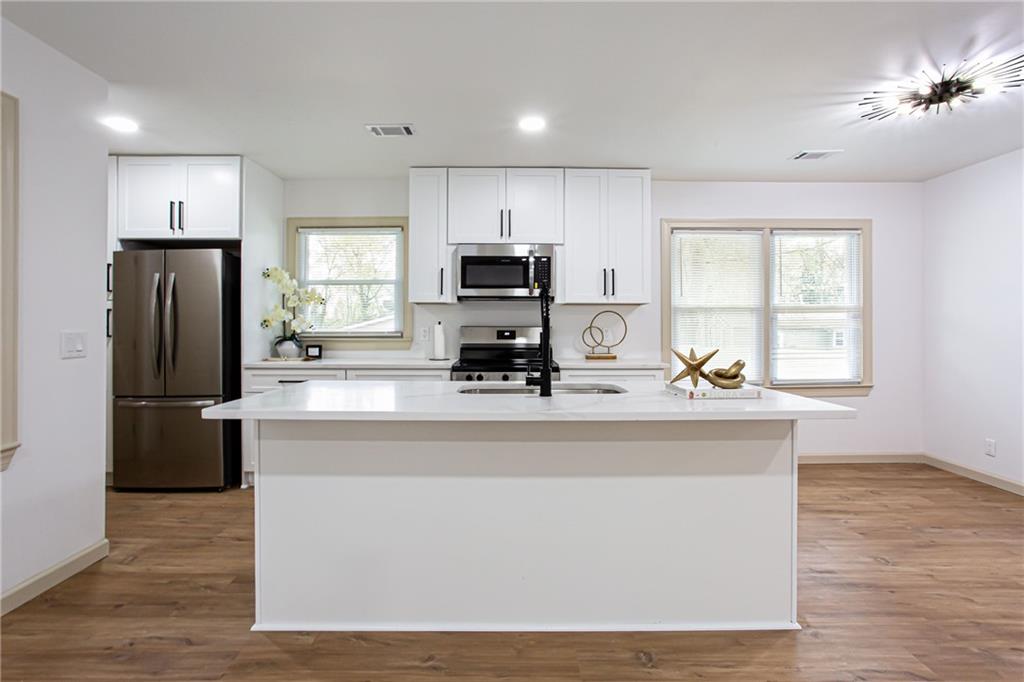 1318 Needmore Street Southwest Conyers, GA 30012 - Photo 12 of 34