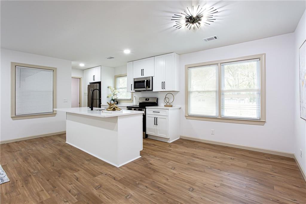 1318 Needmore Street Southwest Conyers, GA 30012 - Photo 8 of 34