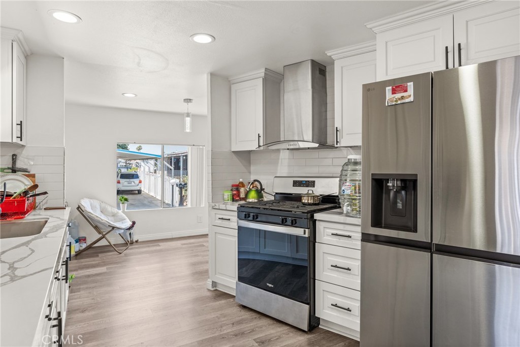 1155 South Riverside Street, Unit 136 Rialto, CA 92376 - Photo 10 of 33