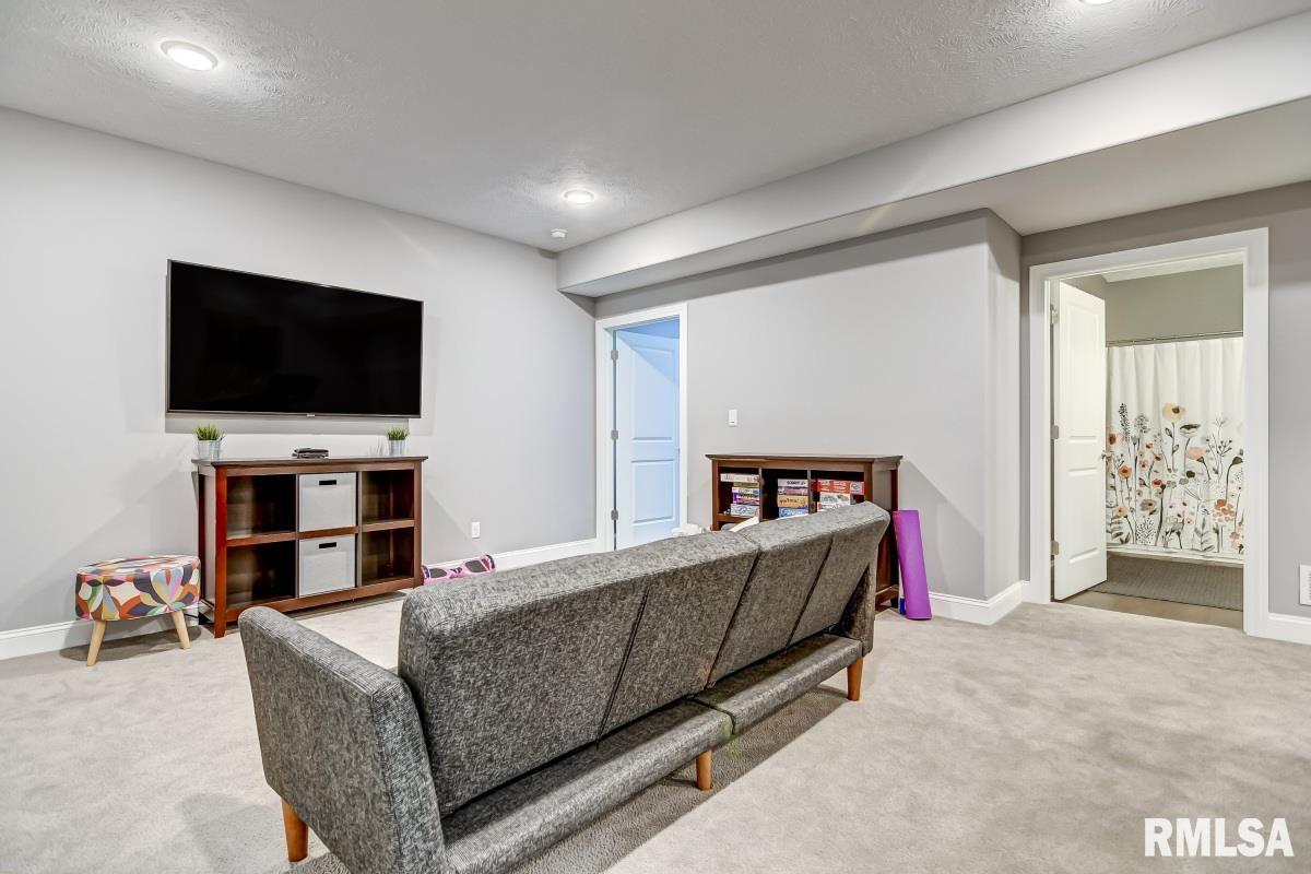 7413 Preston Drive Springfield, IL 62711 - Photo 32 of 42 Gallery Image 32