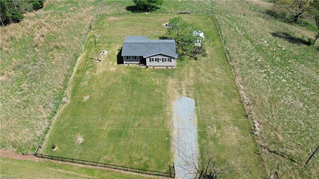 605 Liberty School Road State Road, NC 28676 - Photo 6 of 21