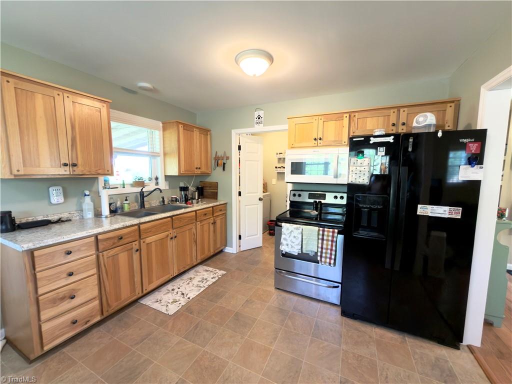 605 Liberty School Road State Road, NC 28676 - Photo 8 of 21