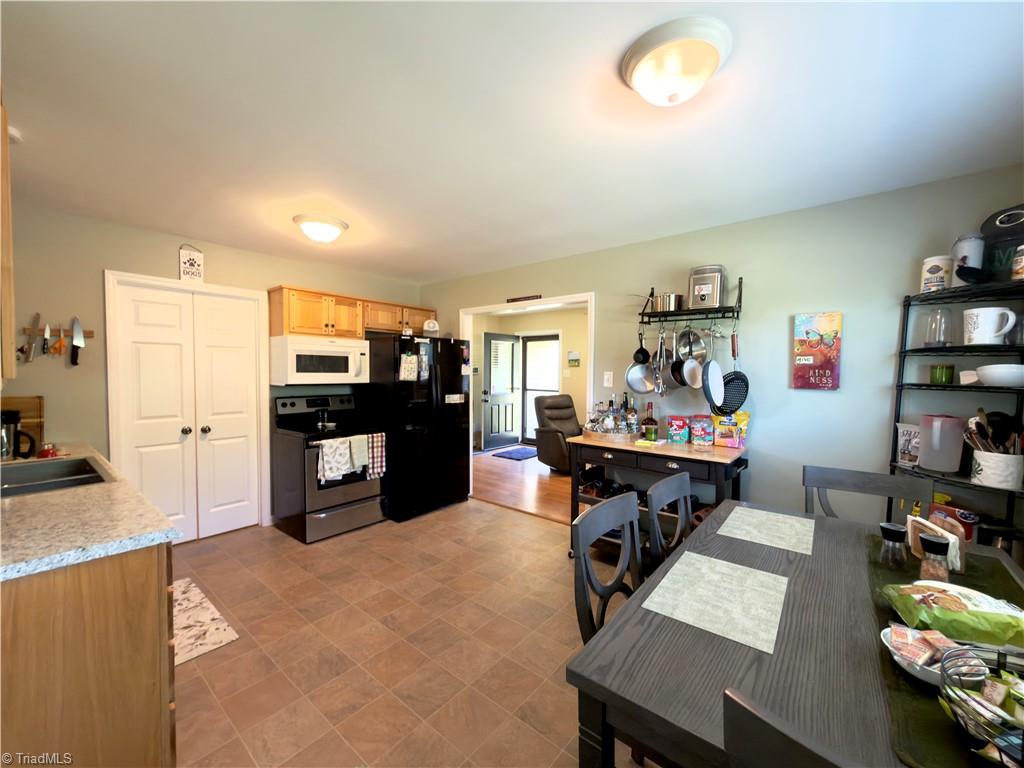 605 Liberty School Road State Road, NC 28676 - Photo 9 of 21