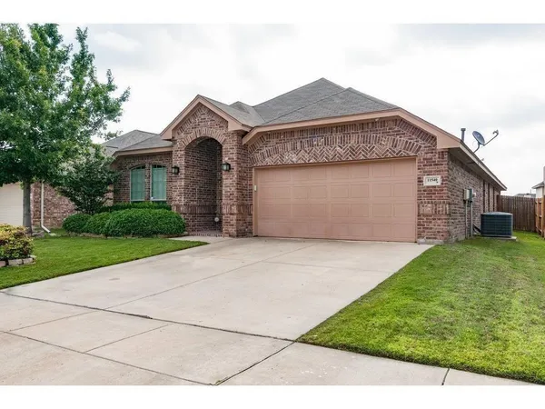 $2,499 | 11540 Emory Trail, Fort Worth, TX 76244