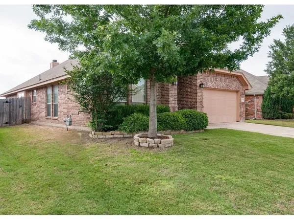 $2,499 | 11540 Emory Trail, Fort Worth, TX 76244