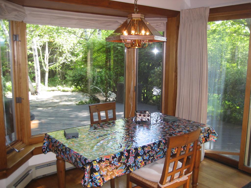 1968 Hillside Road Hartford, VT 05059 - Photo 13 of 37 Gallery Image 13