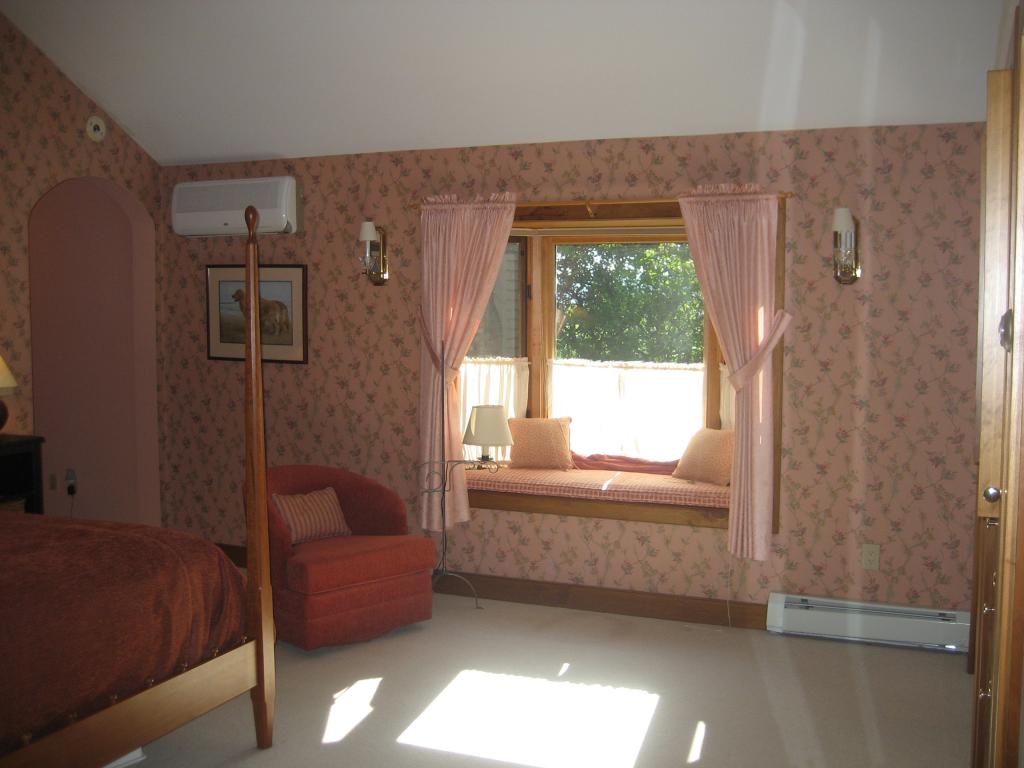 1968 Hillside Road Hartford, VT 05059 - Photo 20 of 37 Gallery Image 20