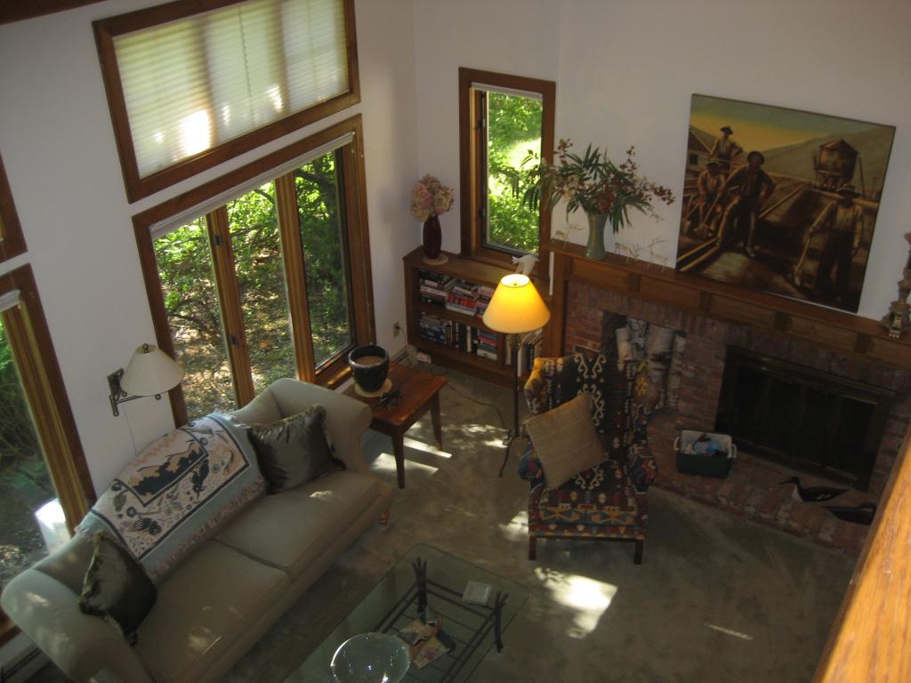 1968 Hillside Road Hartford, VT 05059 - Photo 25 of 37 Gallery Image 25