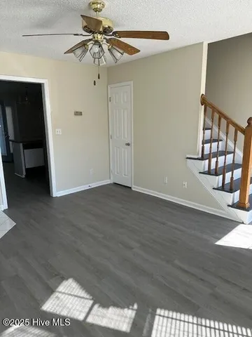 $950 | 3800 Sterling Pointe Drive, Unit A5, Winterville, NC 28590