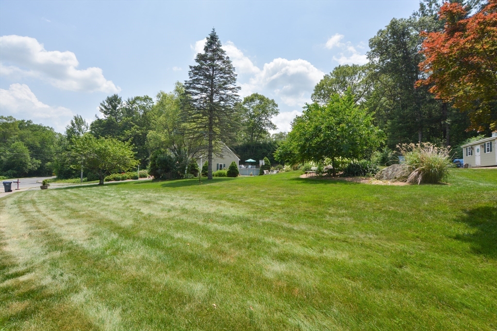 2 Crestview Drive Mendon, MA 01756 - Photo 30 of 42