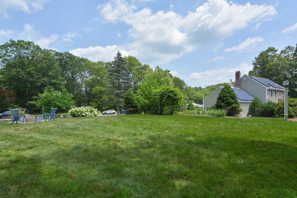 2 Crestview Drive Mendon, MA 01756 - Photo 35 of 42