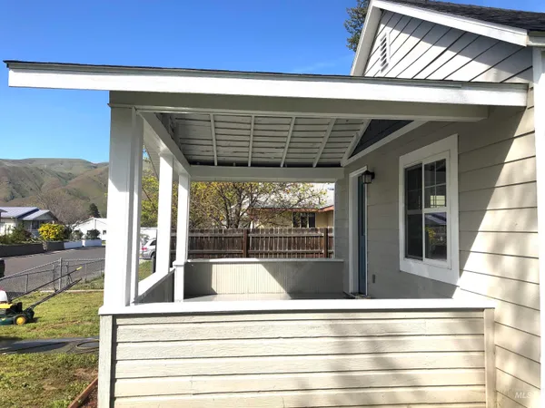 $210,000 | 717 10th Street, Clarkston, WA 99403