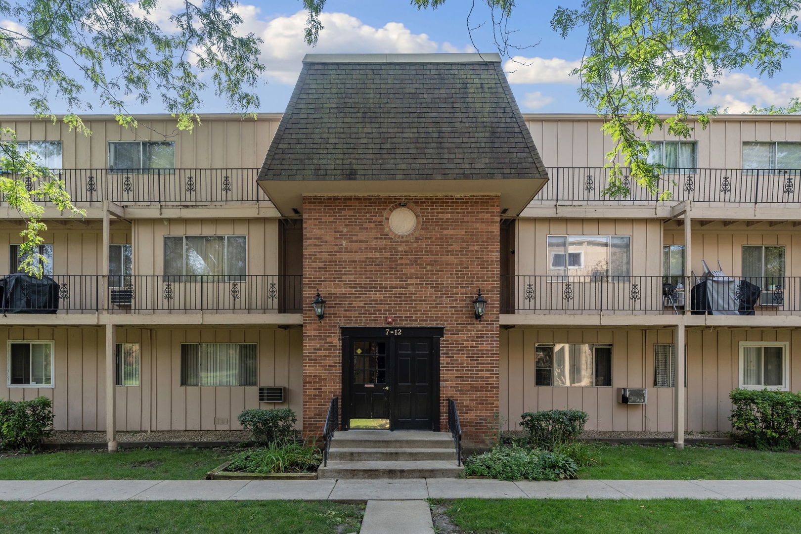 2502 West Algonquin Road, Unit 9 Rolling Meadows, IL 60008 - Photo 1 of 21 Gallery Image 1